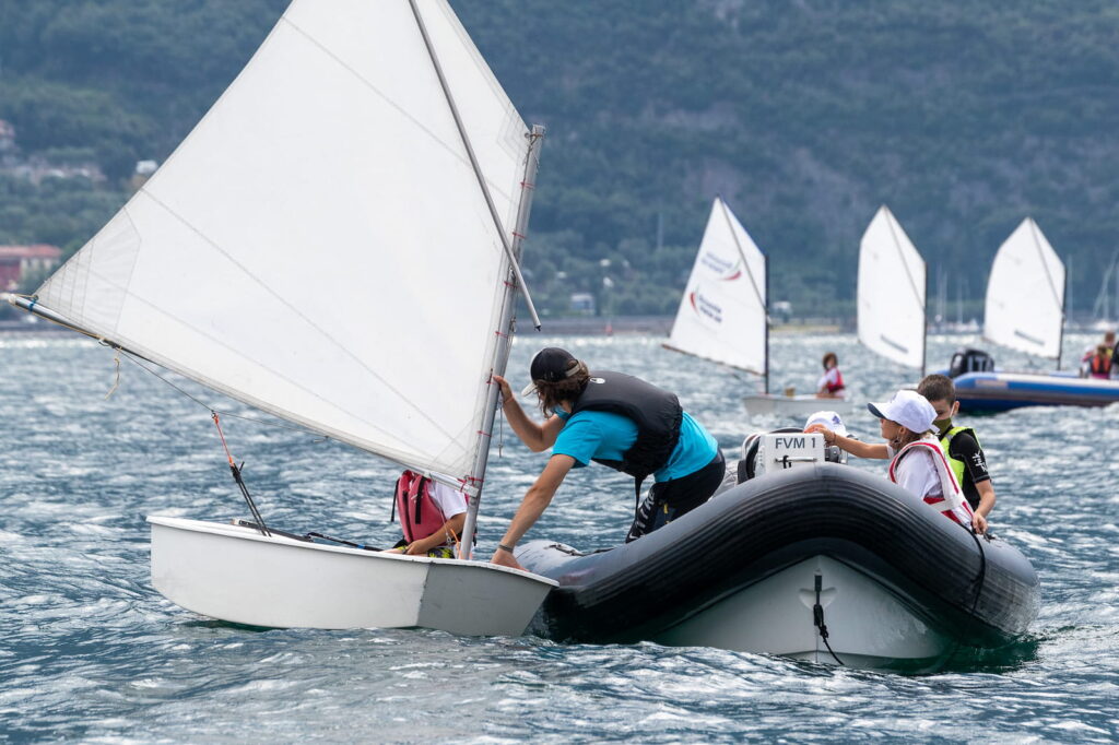 scuola vela fiv federazione italiana vela fraglia vela malcesine lago garda